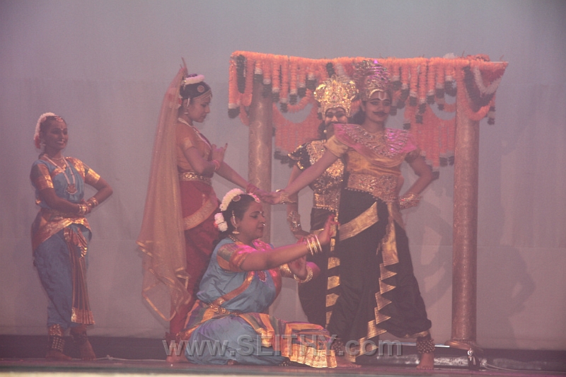 LORDKRISHNA-TORONTO300313SEITHY (87)